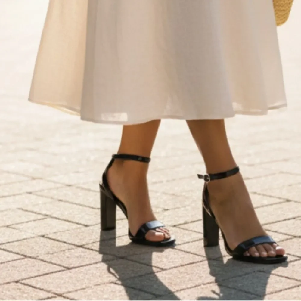 Michael Kors Black Patent Leather Strappy Block Heel Sandals (Size 5.5M)